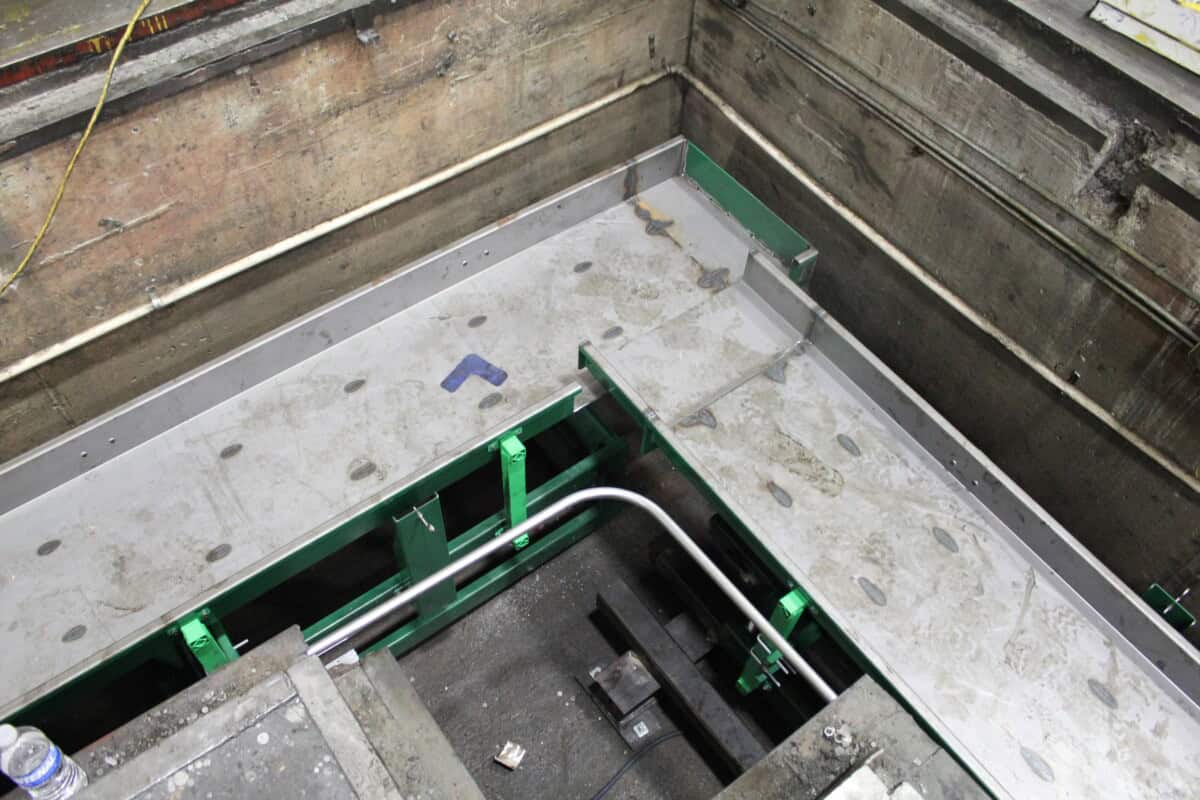 Conveyor System making an L-turn in Eagle Bend