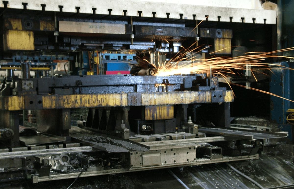Electric Shaker on Die Press at Radar Industries
