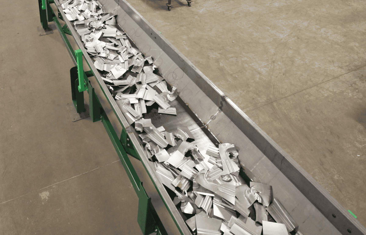 Central Scrap System Shaker Conveyor