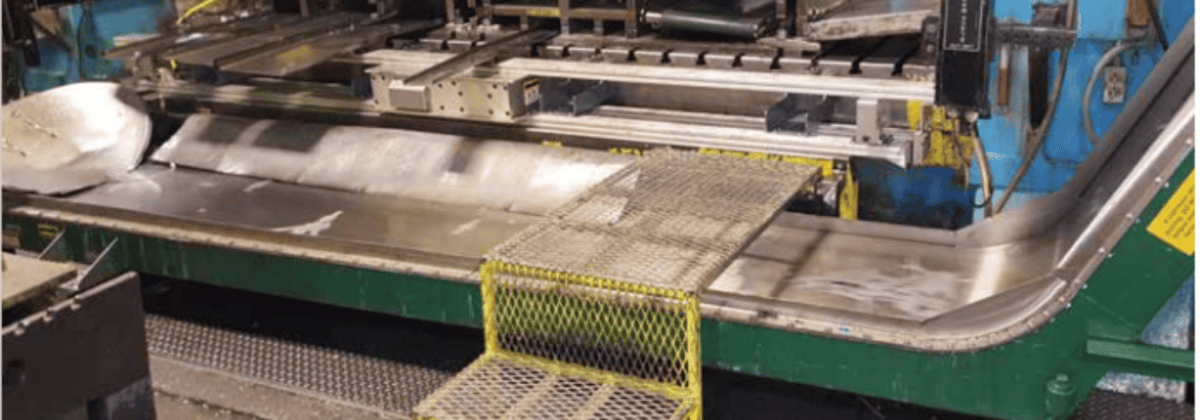 MPI Shaker Conveyor Designed with Multiple Turns for Tight Installation
