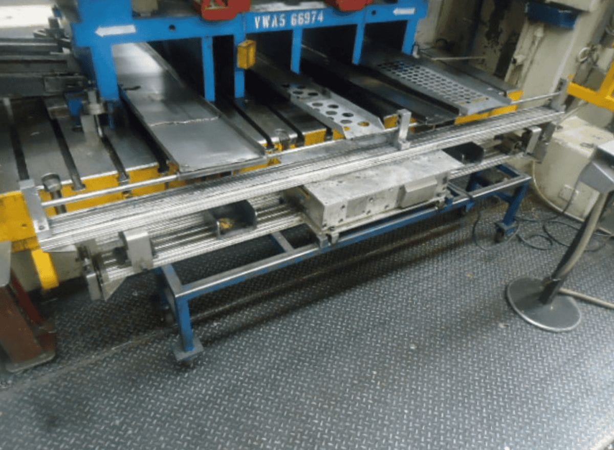 Installed M-200 Scrap Shaker